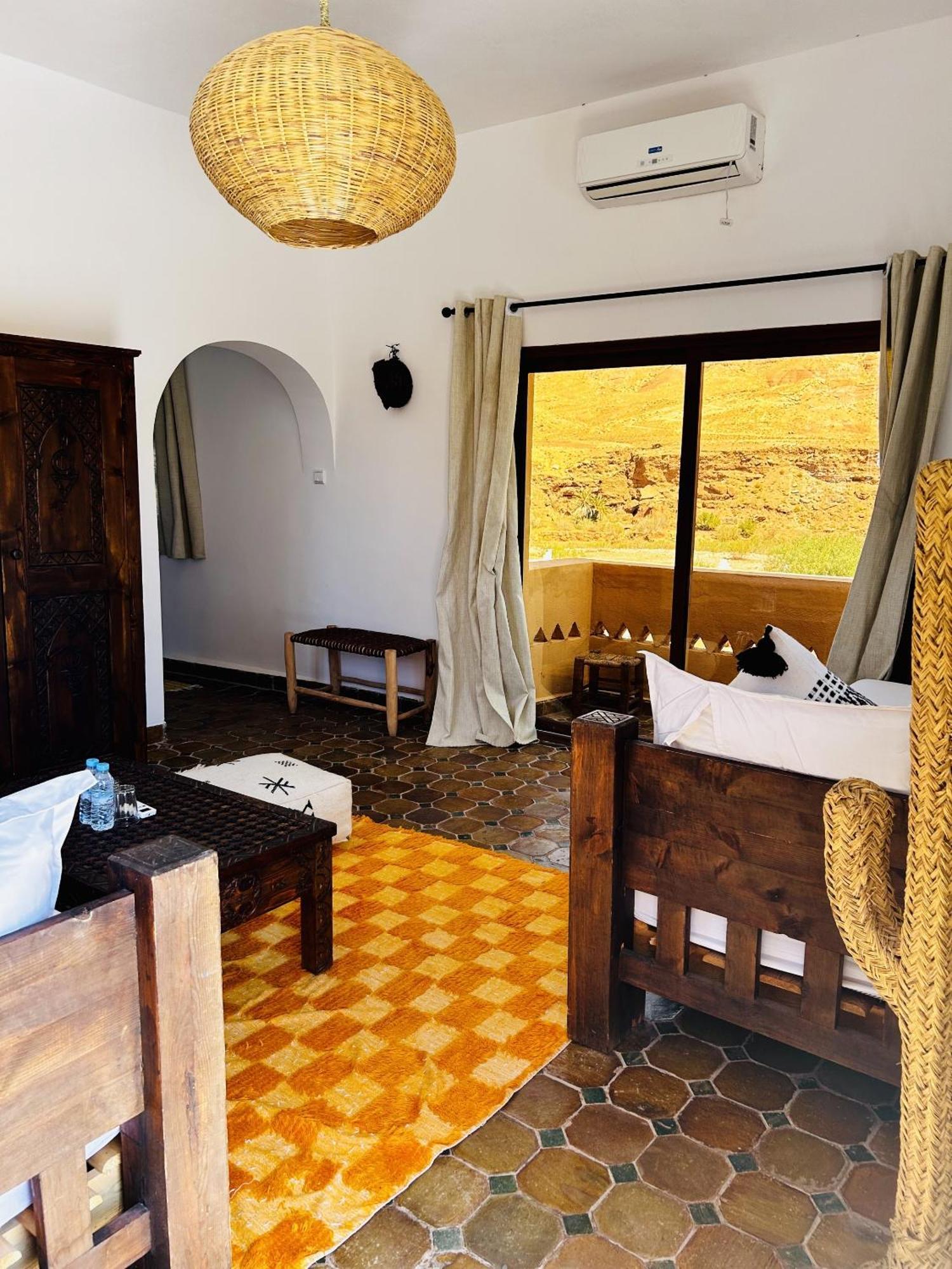 Kasbah Isfoula And Spa Ait Benhaddou Habitación foto