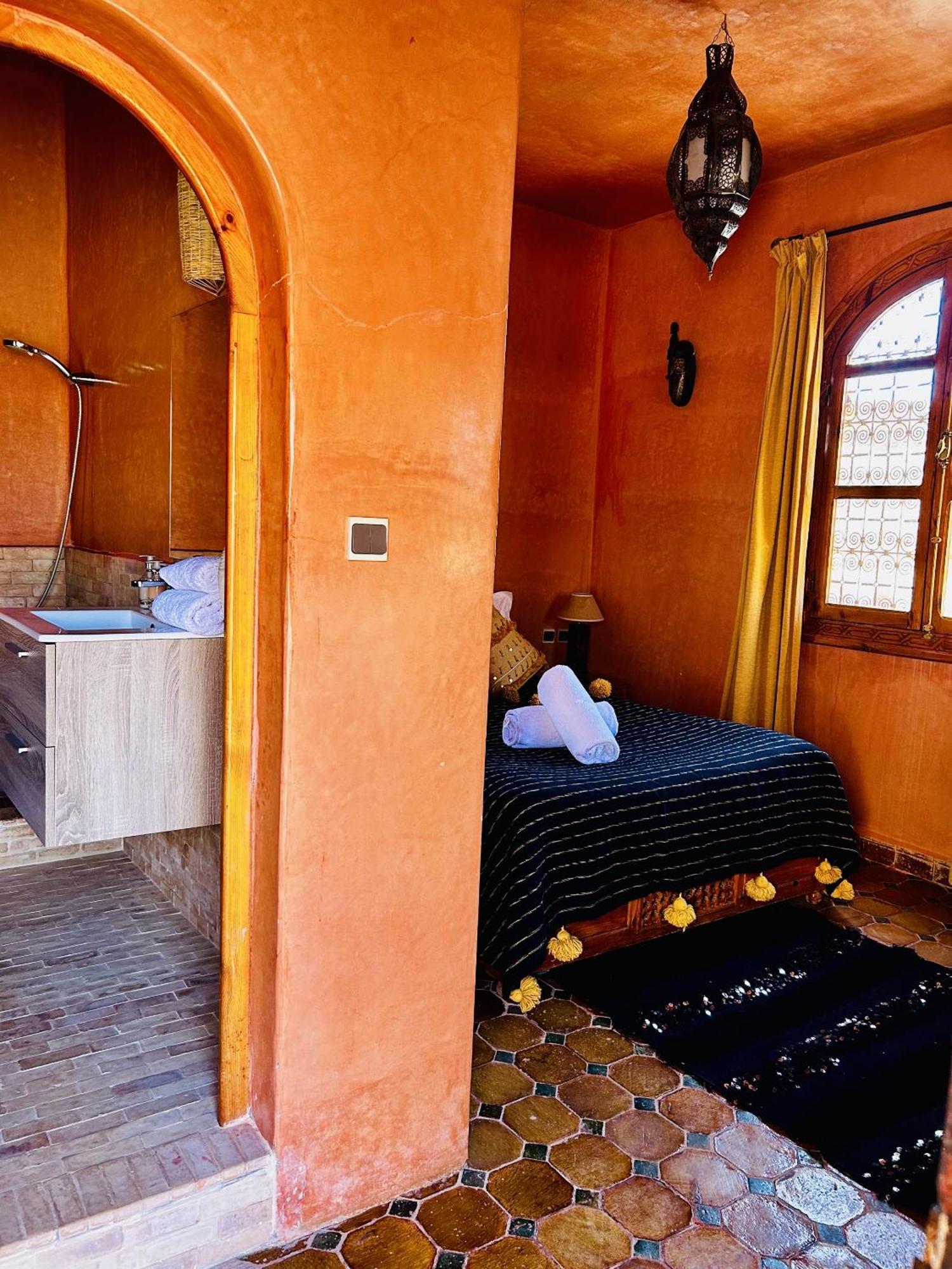 Kasbah Isfoula And Spa Ait Benhaddou Habitación foto