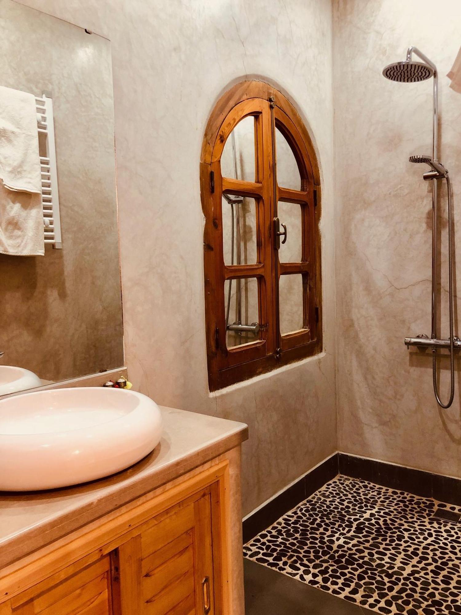 Kasbah Isfoula And Spa Ait Benhaddou Habitación foto