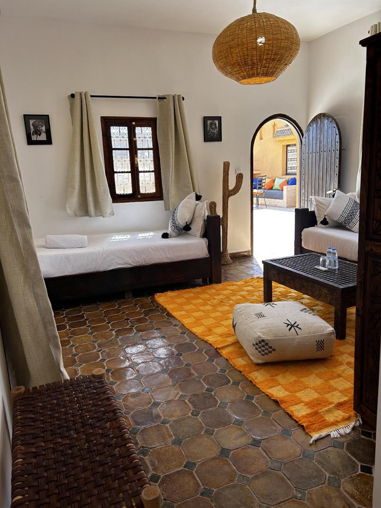Kasbah Isfoula And Spa Ait Benhaddou Habitación foto