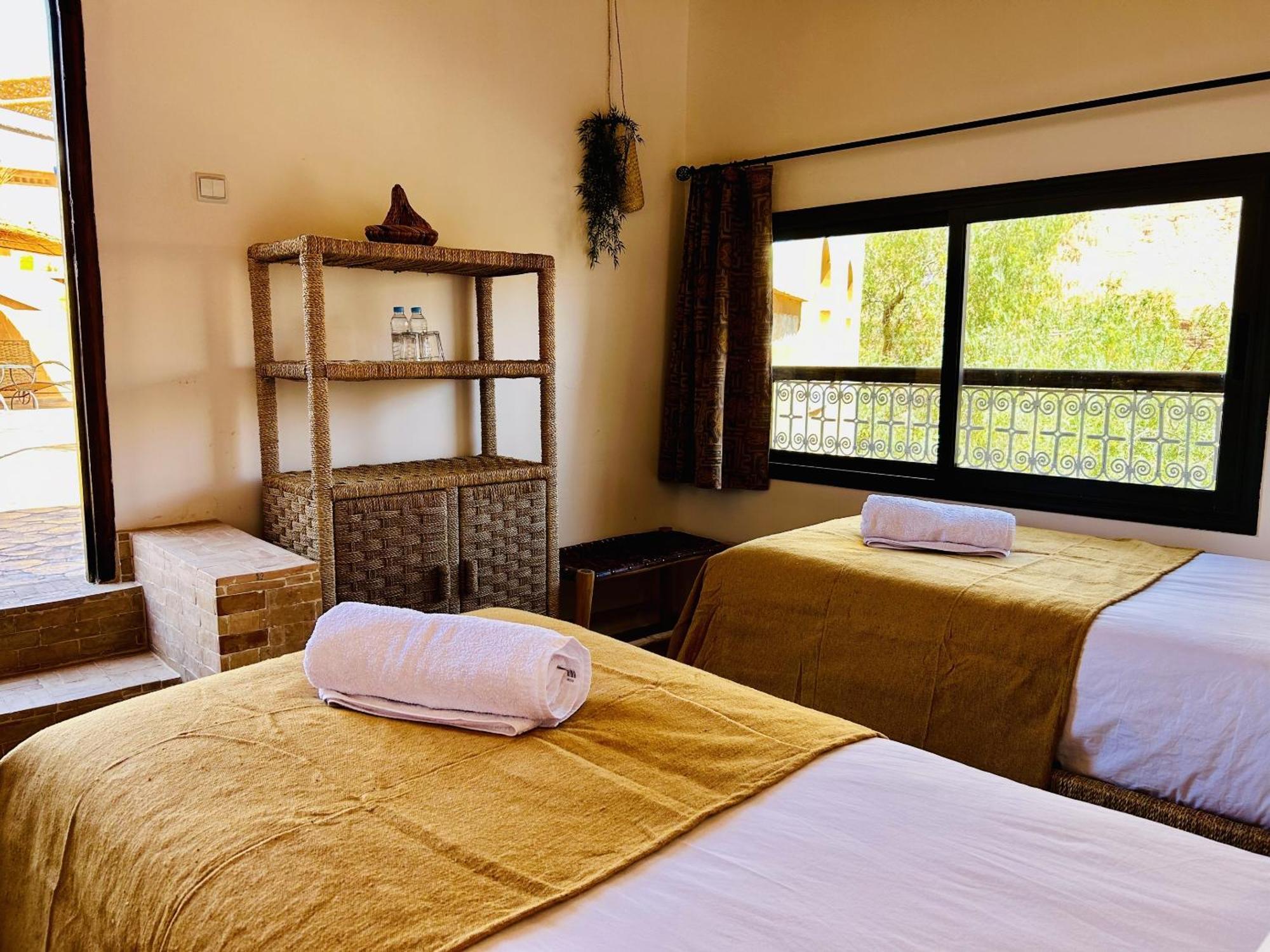 Kasbah Isfoula And Spa Ait Benhaddou Habitación foto