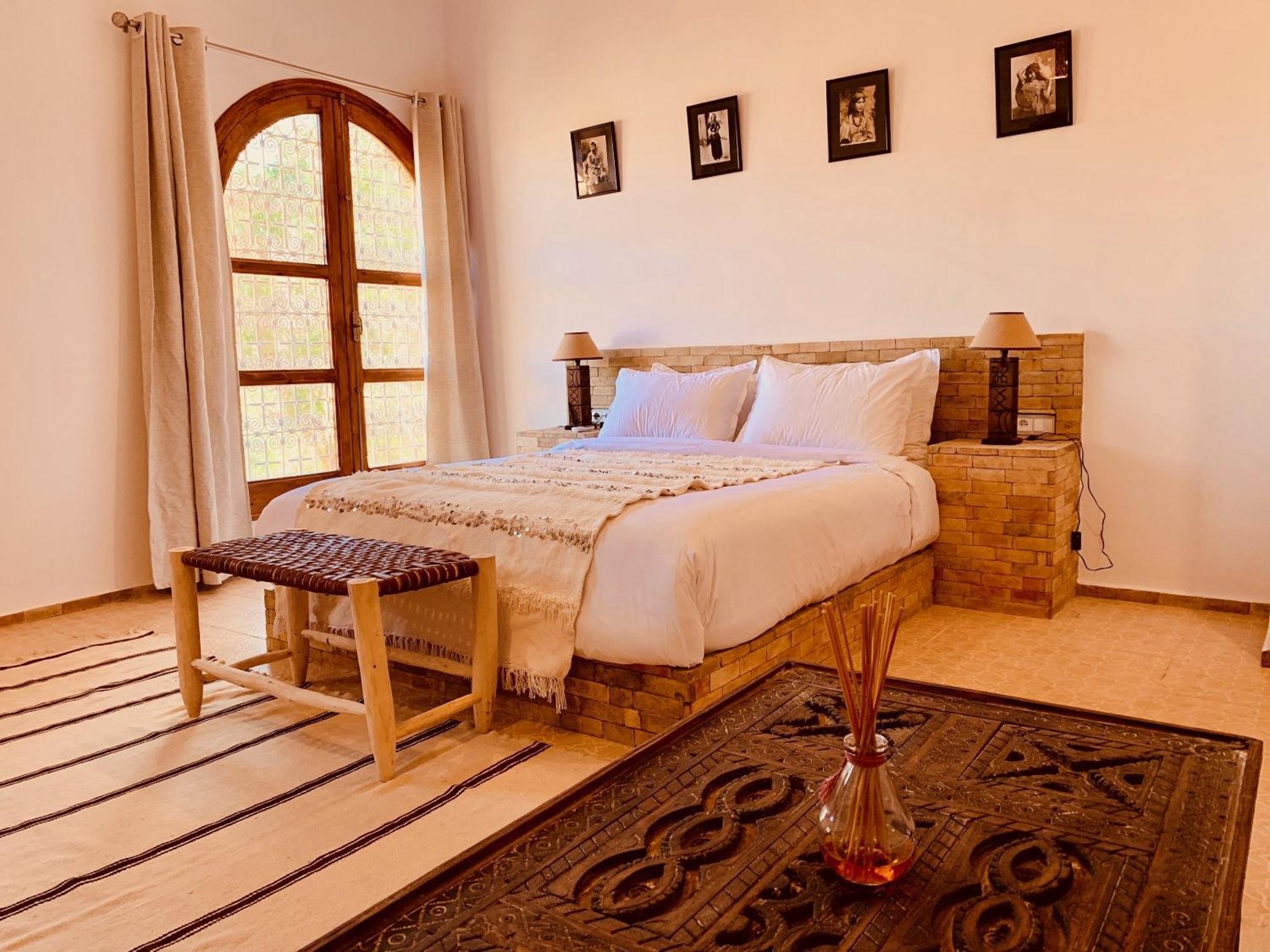 Kasbah Isfoula And Spa Ait Benhaddou Habitación foto