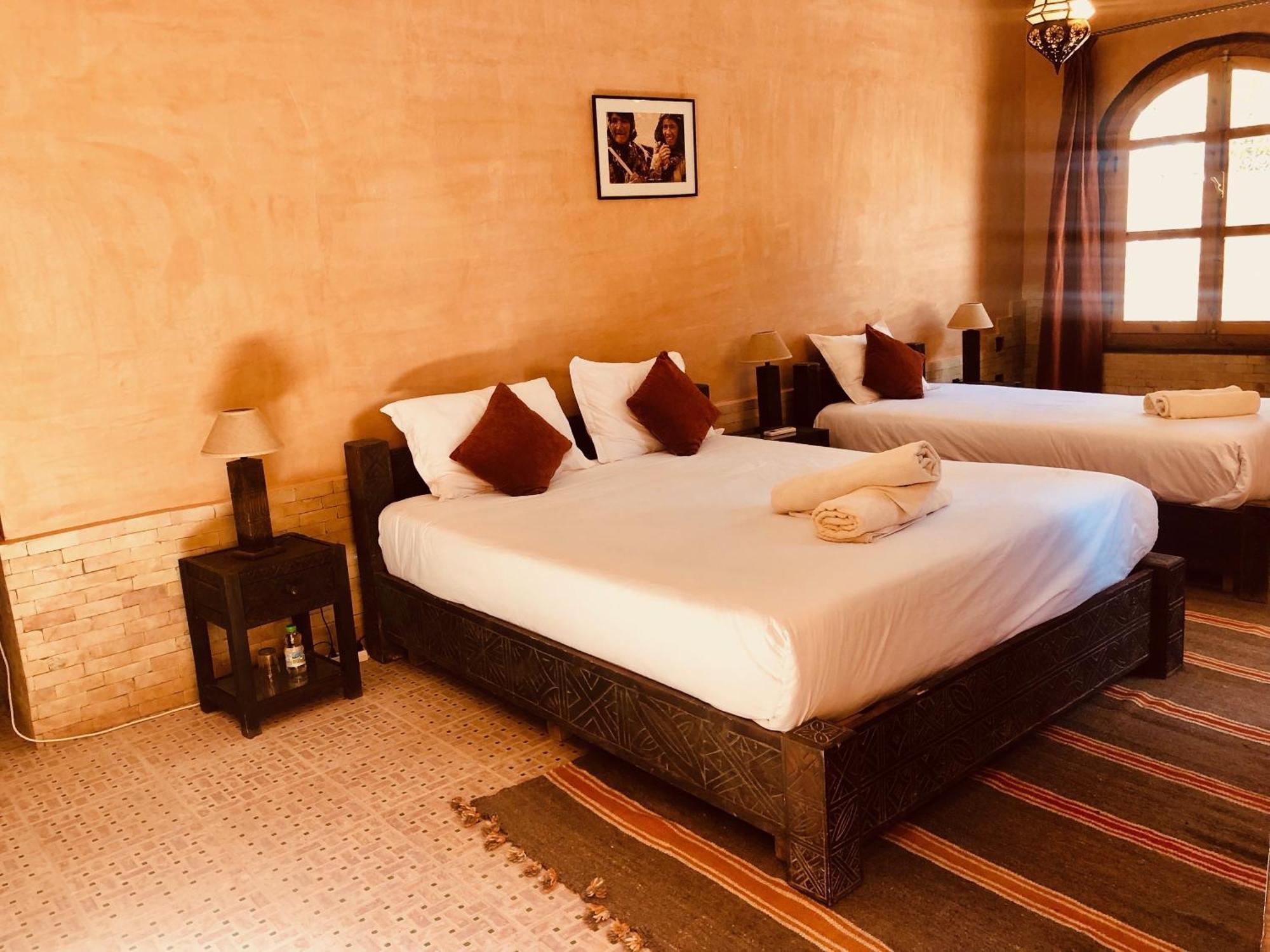 Kasbah Isfoula And Spa Ait Benhaddou Habitación foto