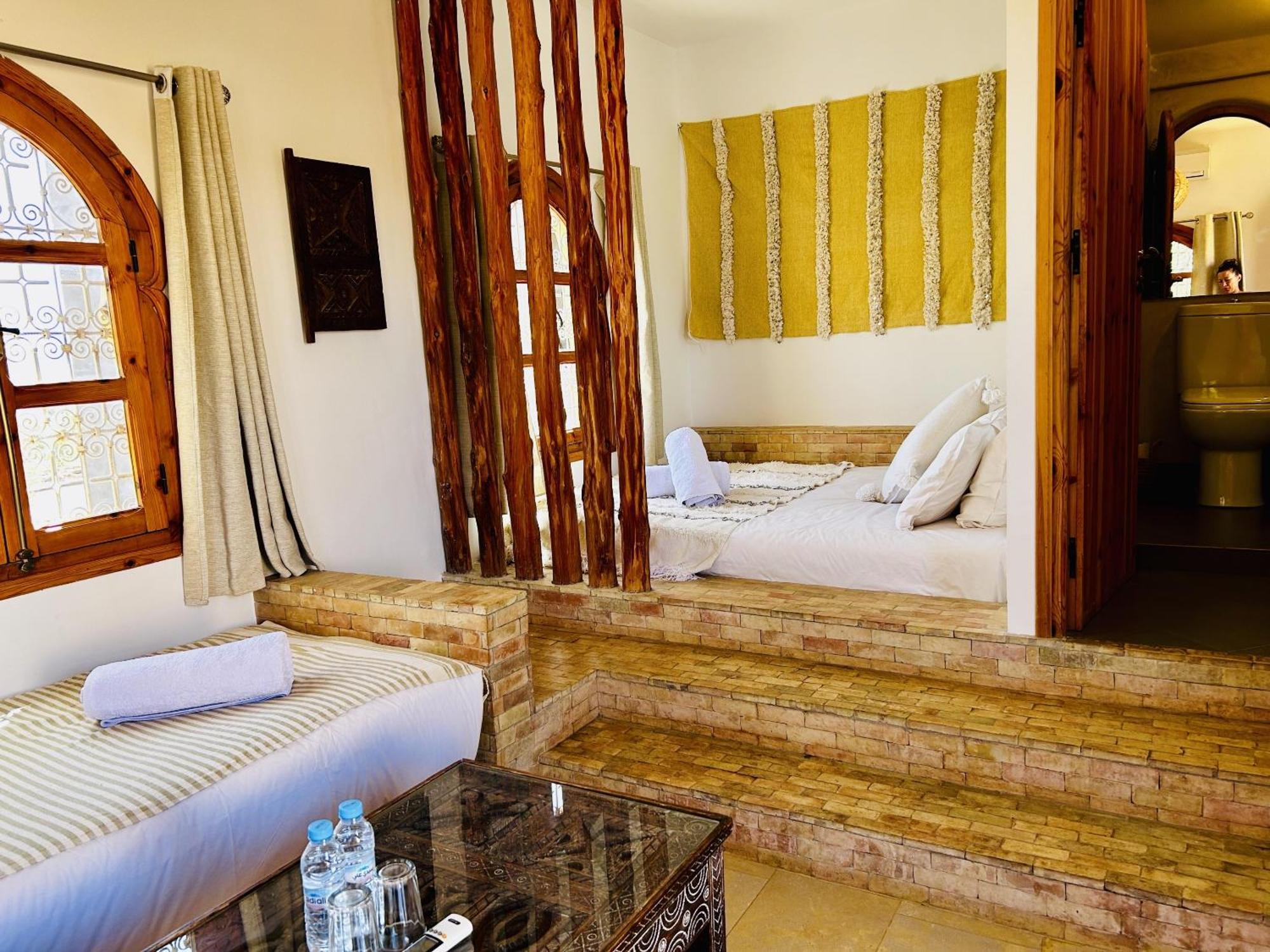 Kasbah Isfoula And Spa Ait Benhaddou Habitación foto